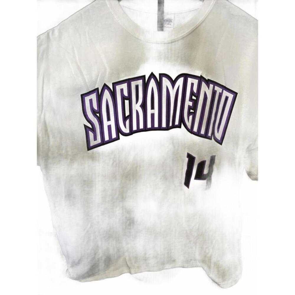 GILDAN  California  sacramento MENS T SHIRT SIZE  X LARGE‎ WHITE